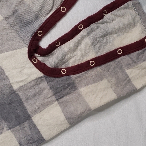 3/$30 BURTS BEES BABY Buffalo Check layered Footless Organic Cotton Onesie - Picture 4 of 5